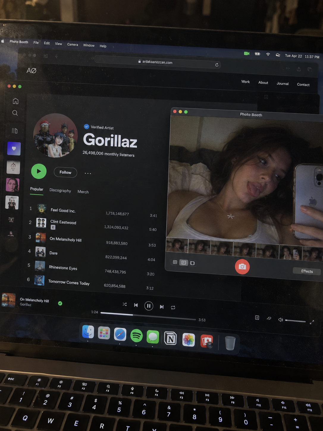 macOS Photo Booth Aesthetic sample